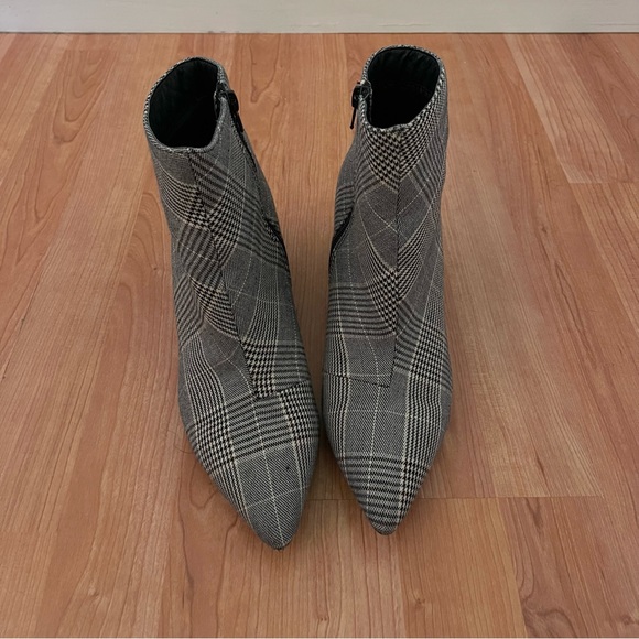 Cute boots - Picture 5 of 5